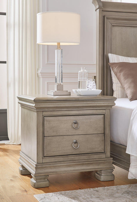 Lexorne Nightstand